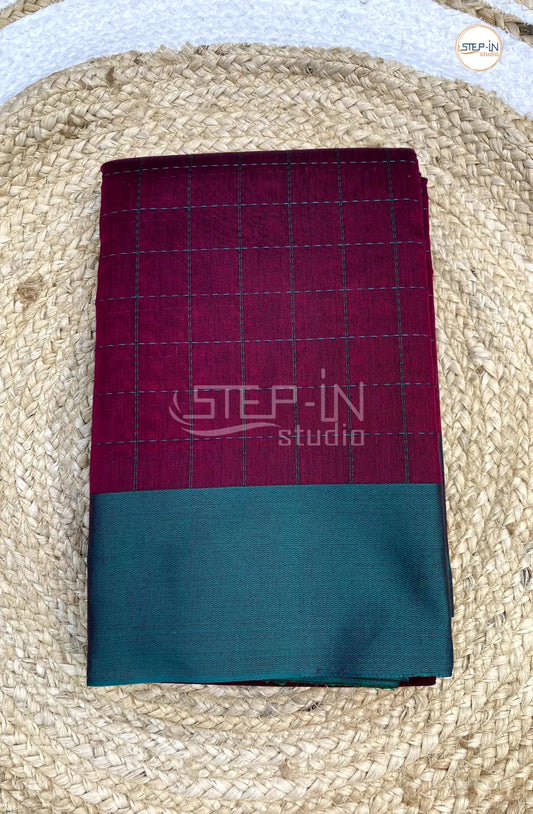 Silk Cotton Saree With Mini Checked Body - Dark Pink with Green