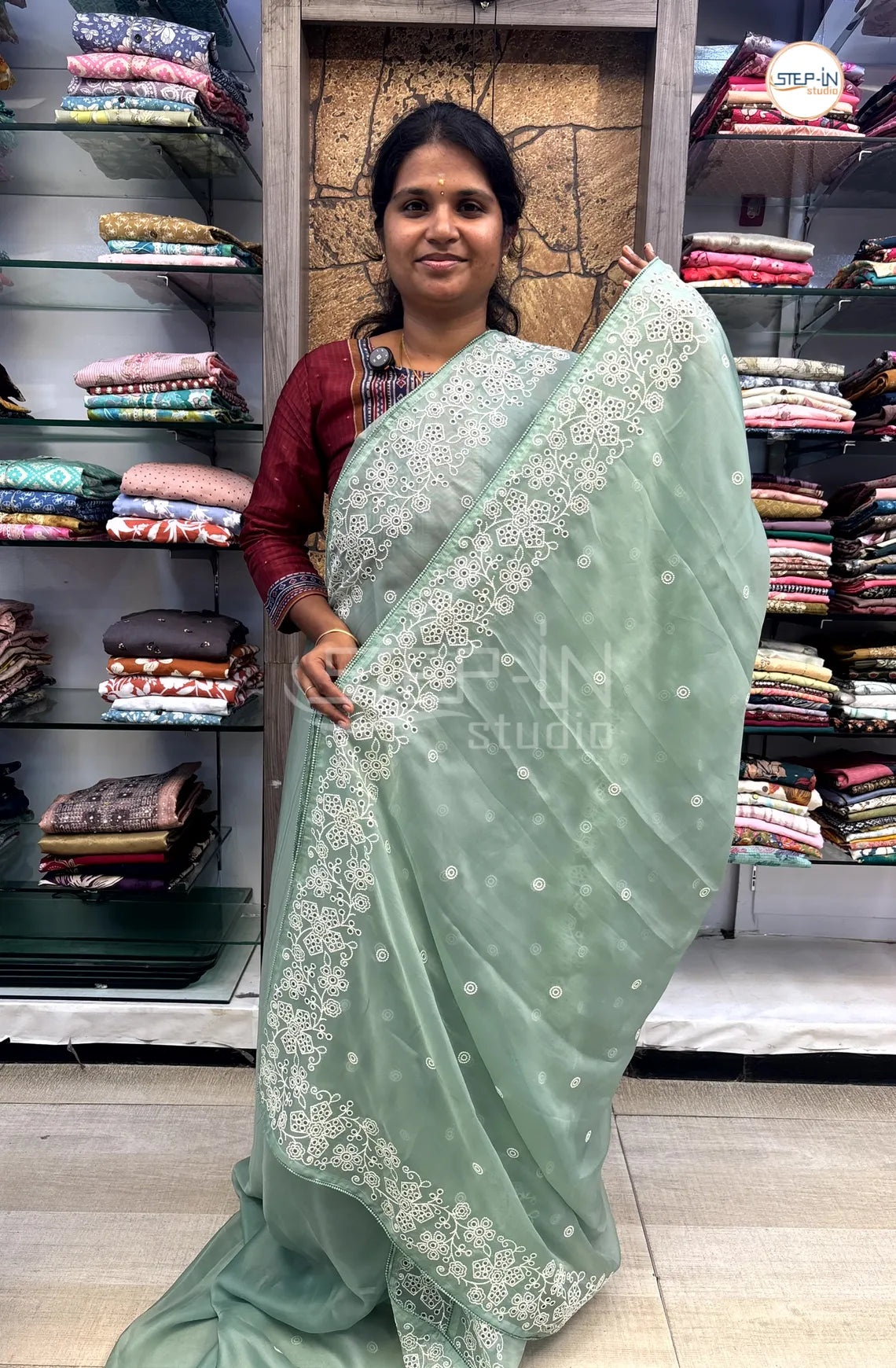 Shimmer Georgette Cut Work Saree With Embroidery Pallu & Blouse - Mint Green