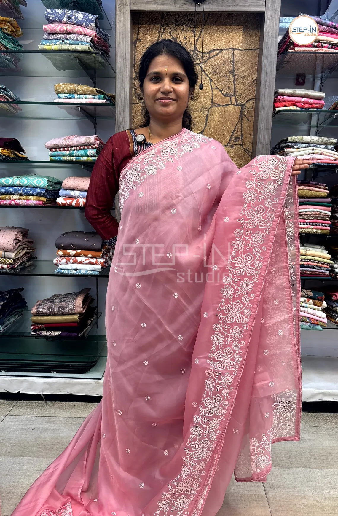 Shimmer Georgette Cut Work Saree With Embroidery Pallu & Blouse - Pastel Pink