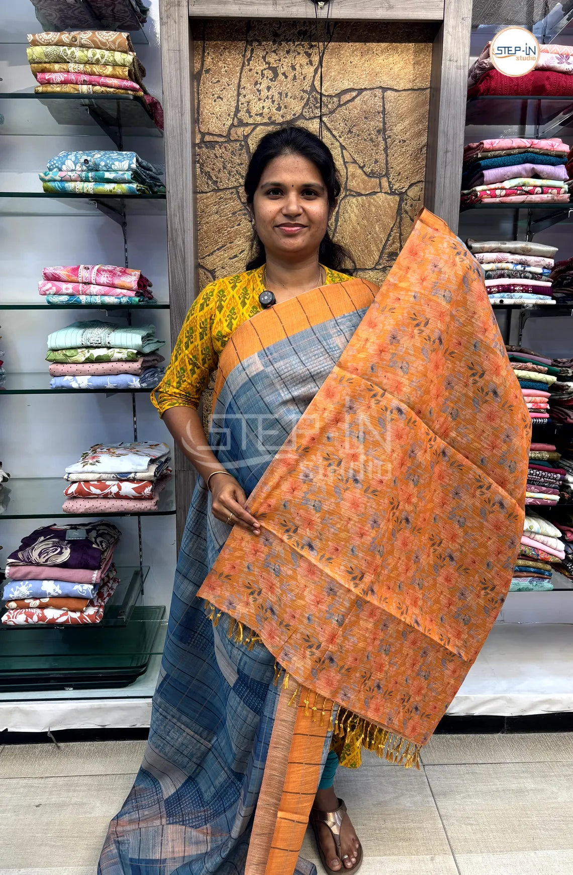 Soft Khadi Cotton Saree With Shibori Printed With Contrast Pallu & Blouse - Blue