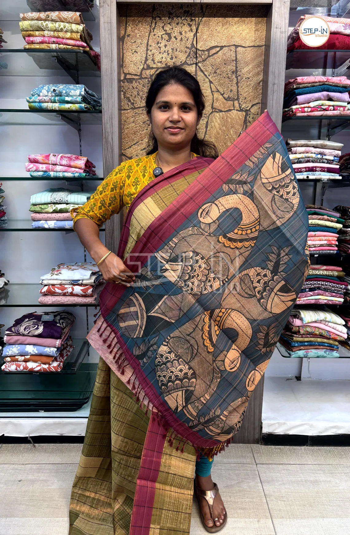Soft Khadi Cotton Saree With Shibori Printed With Contrast Pallu & Blouse -Olive Green