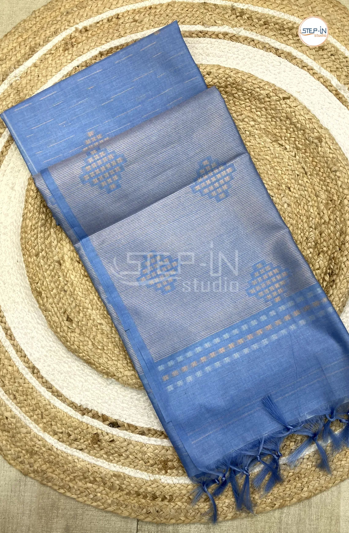 Tusser Silk Border Less Thread Weaving Saree - Blue