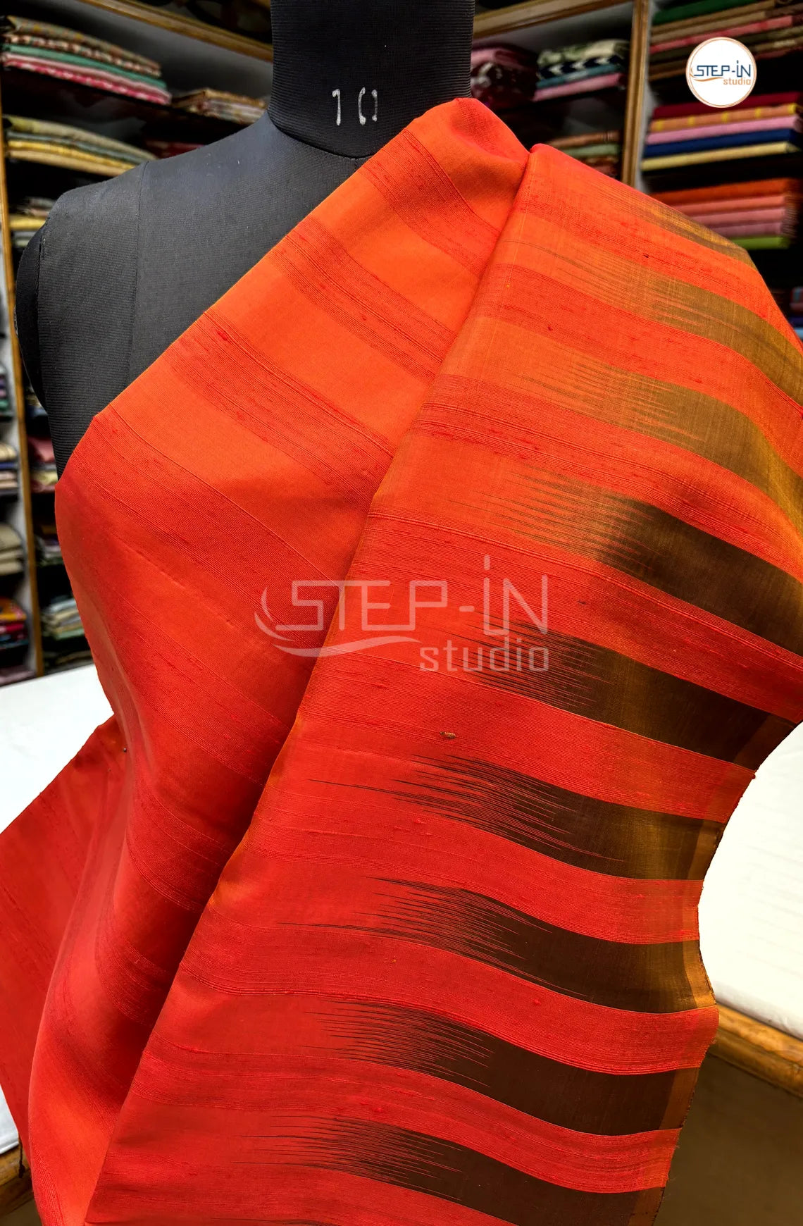 Brown Plain Raw Soft Silk Saree With Contrast Boluse and Pallu